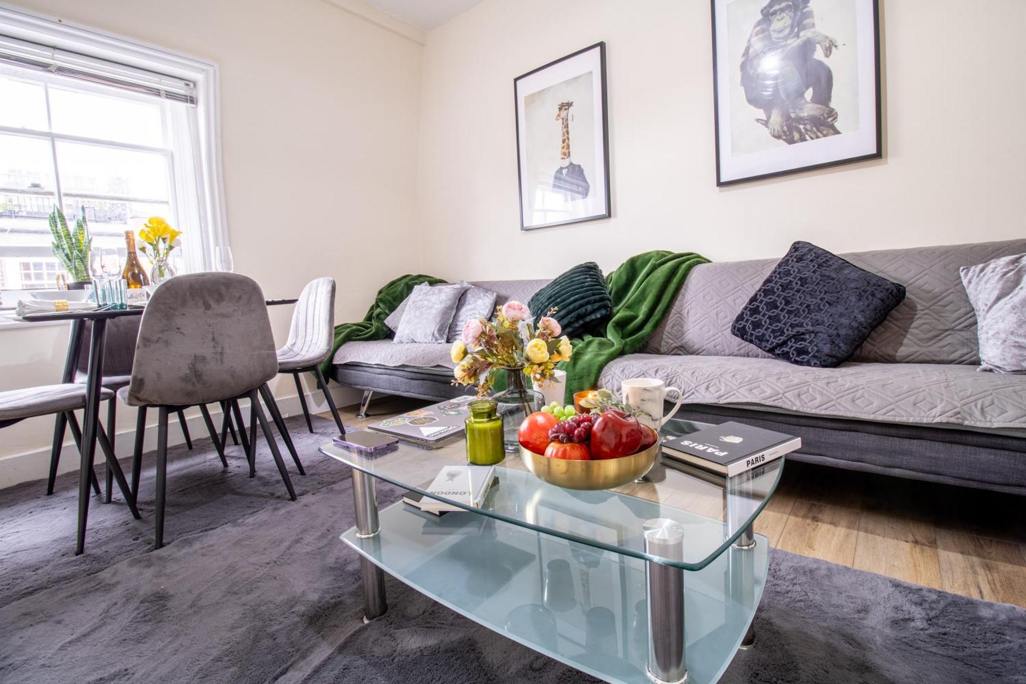 Cosy 2-Bedroom Apartment In Mayfair 8Cb - 4Th Floor No Elevator 런던 외부 사진