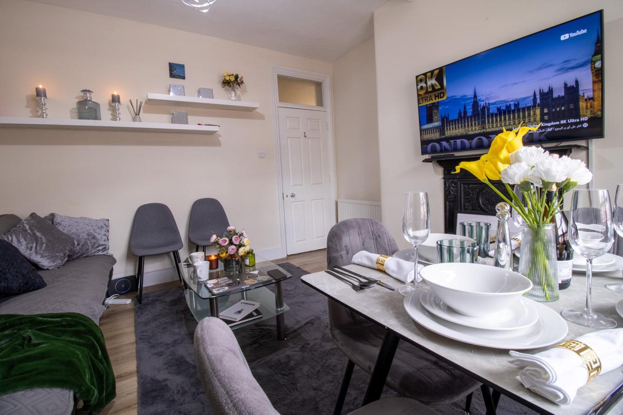 Cosy 2-Bedroom Apartment In Mayfair 8Cb - 4Th Floor No Elevator 런던 외부 사진