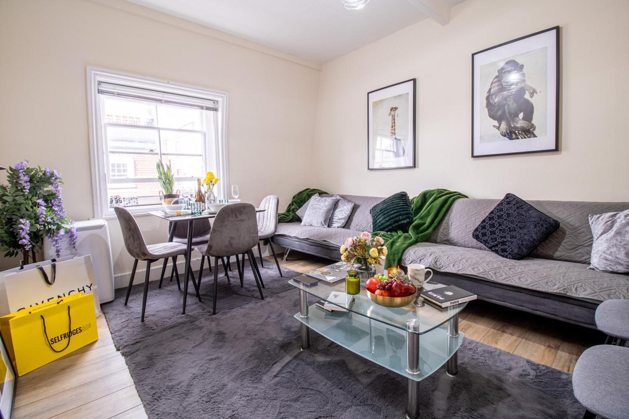 Cosy 2-Bedroom Apartment In Mayfair 8Cb - 4Th Floor No Elevator 런던 외부 사진